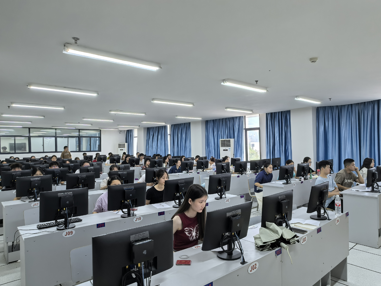 william威廉中文官网