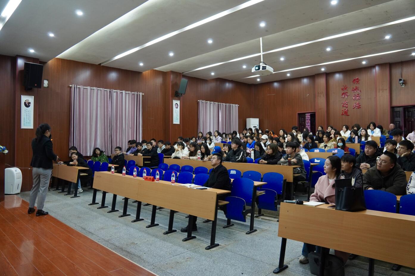 william威廉中文官网