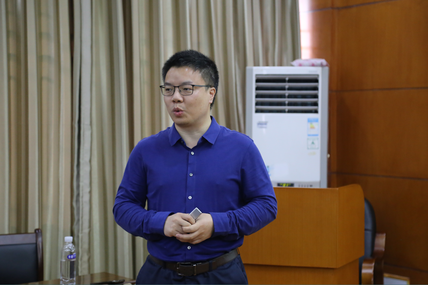 william威廉中文官网